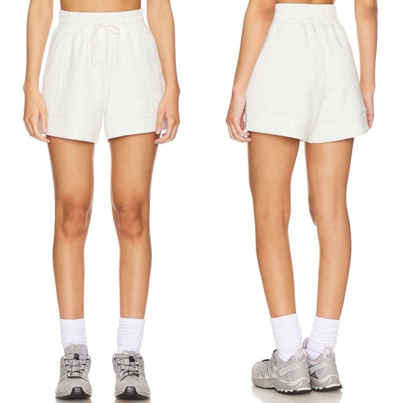 Varley Atrium High Rise Shorts - Picture 3 of 9